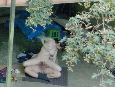 偶然撮影された青姦映像！誰にも見られていないと確信しながら青空の元でのセクロスを完全盗撮