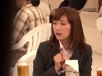 ビアホールに来た激カワOLが泥酔→介抱するフリして輪姦生発射！