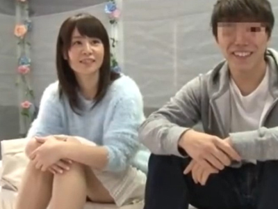 男友達となし崩しでカメラ前大人の関係しちゃった素人さん
